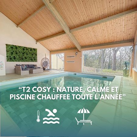 Gite L'Oree Des Buis, Piscine Privatisable Vouille  Экстерьер фото